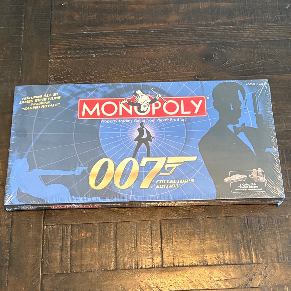 Monopoly 007 Collector's Edition Board Game 2006 New factory sealed